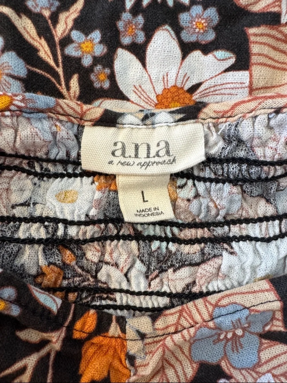 a.n.a Black Maxi Dress with White Daisy Print and Tan Accents - Picture 2 of 2